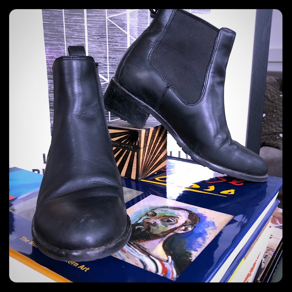 Cole Haan Chelsea Boots